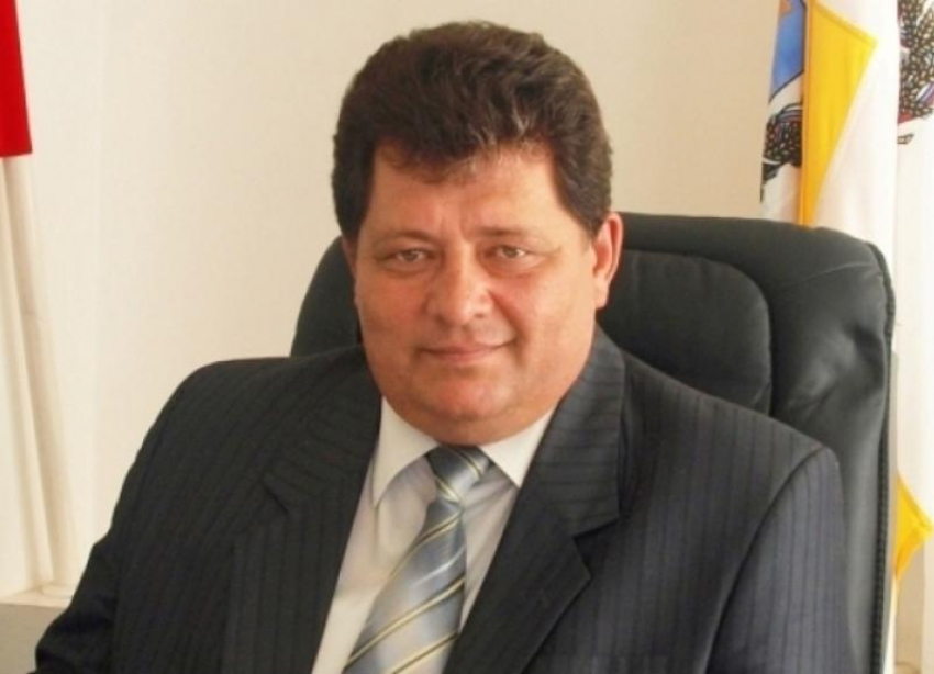 Глава Курского округа Ставрополья Сергей Калашников стал фигурантом уголовного дела