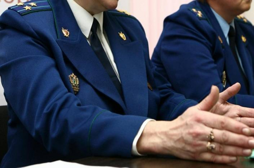 Сотрудники Минсельхоза скрыли доходы от ставропольской прокуратуры