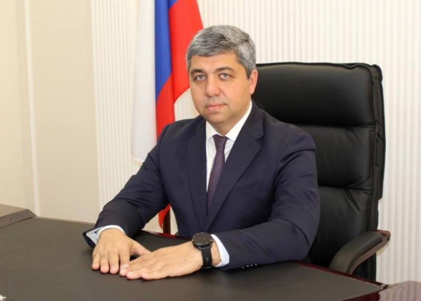 Брат главы КЧР Темрезов передумал возглавлять Ставропольский краевой суд