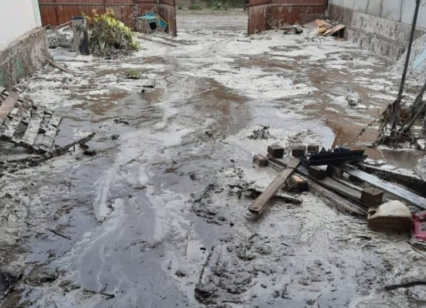 Село Прасковея на Ставрополье затопило после дождя