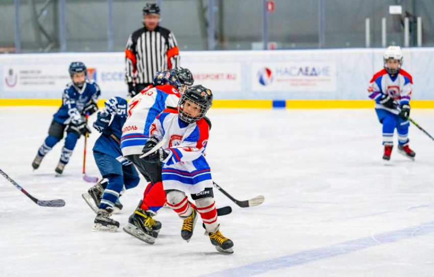 Хоккей под нагрузкой: воспитанники ставропольского «Наследия» сыграли предсезонные турниры