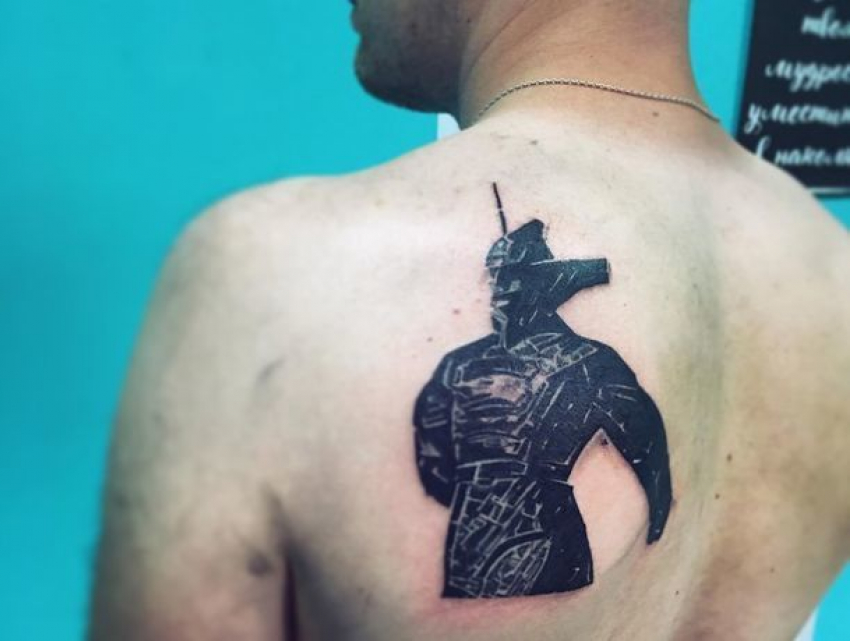 "Самый патриотичный": татуировку с Солдатом набил на спине житель Ставрополя