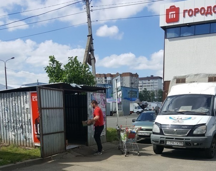 Рассадник вони и крыс в центре Юго-Западного района возмутил жительницу Ставрополя