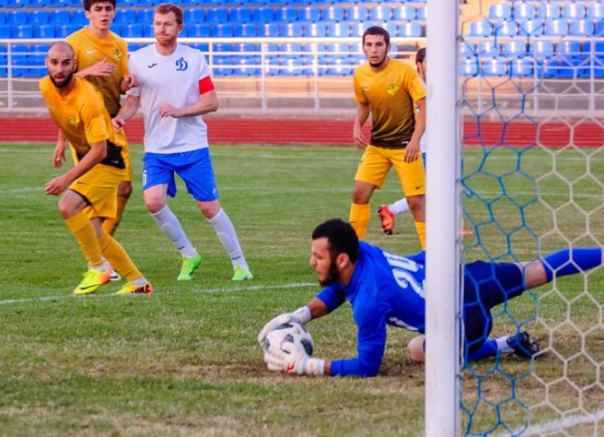 Дежурный мир: футболисты ставропольского «Динамо» и «Легиона» из Махачкалы делят очки в восьмой раз