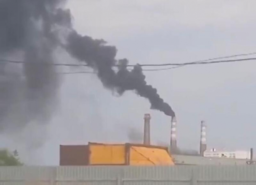 Гидрометаллургический завод в Лермонтове опроверг выброс черного дыма