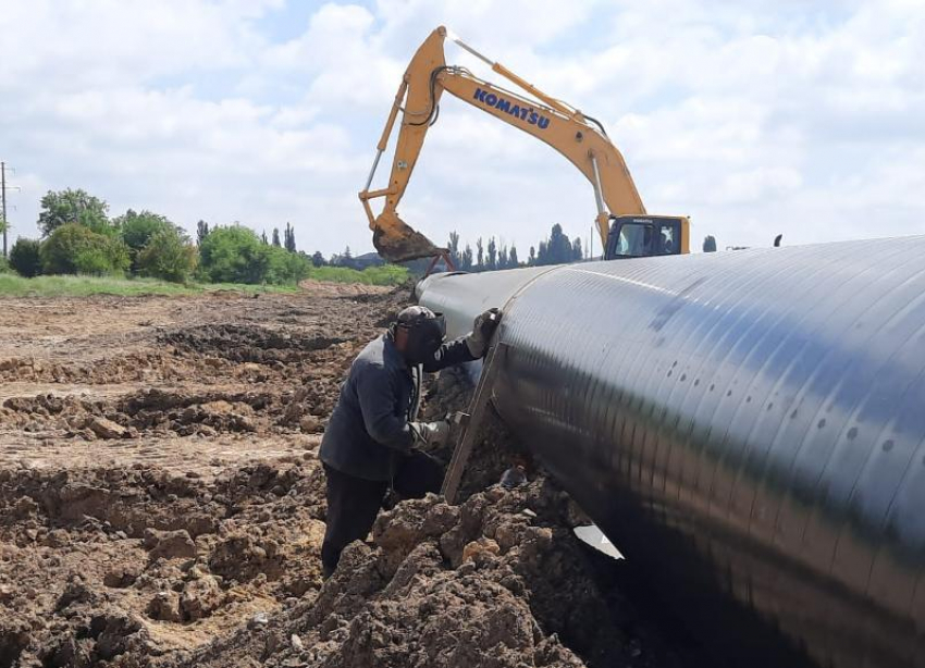 Начался капитальный ремонт водной магистрали на город Изобильный
