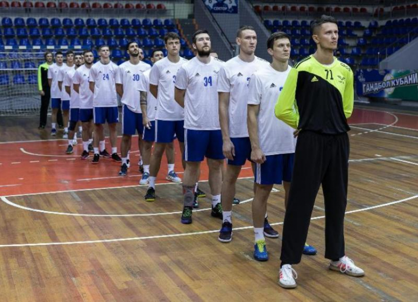 Опять перенос: второй матч с участием гандболистов ставропольского «Виктора» не состоится вовремя