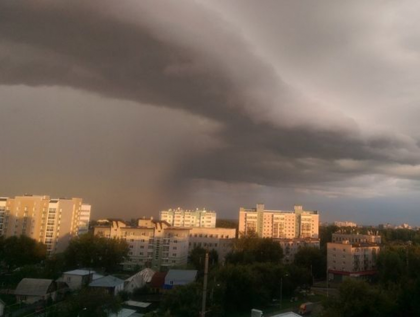 Дождь с грозой пообещали синоптики ставропольцам в пятницу