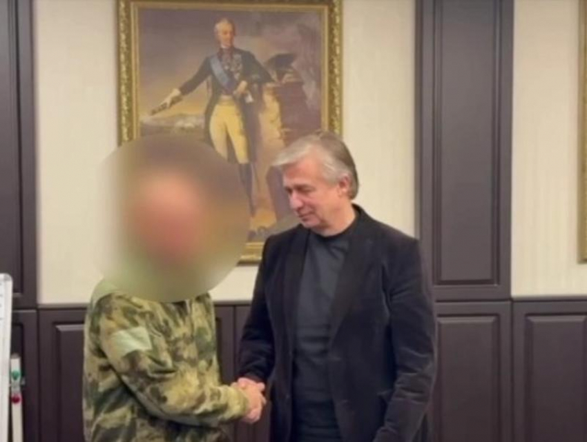 В Шпаковском округе прошла встреча бойца с позывным «Феникс» и главы муниципалитета