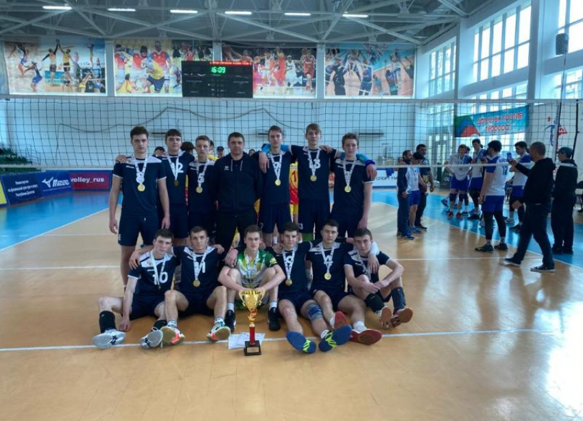 Ставропольские волейболисты в Махачкале получили путевки в Казань