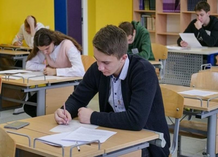 Власти решили не продлевать «дистант» в школах Ставрополя