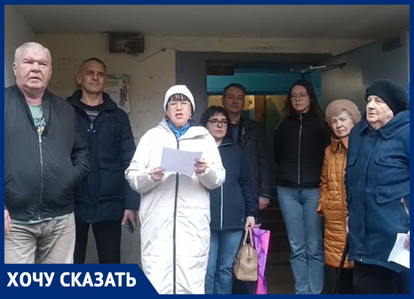 «Мы тухнем и умираем прямо здесь»: жители дырявого дома в Ставрополе выживают в сезон дождей без кровли над головой