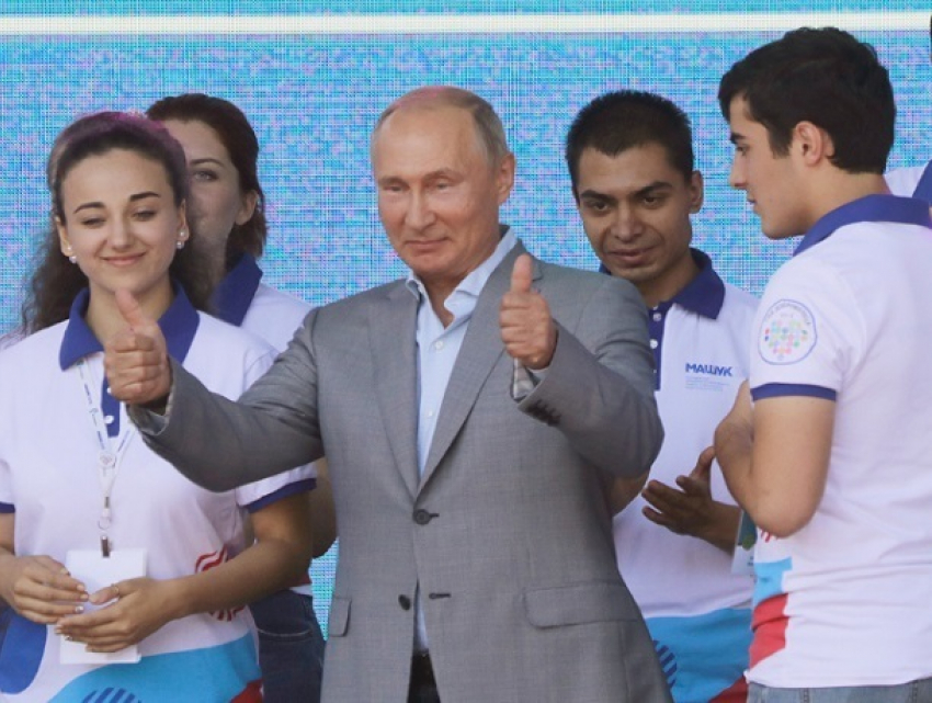 Владимир Путин похвалил проекты «машуковцев» в Пятигорске 