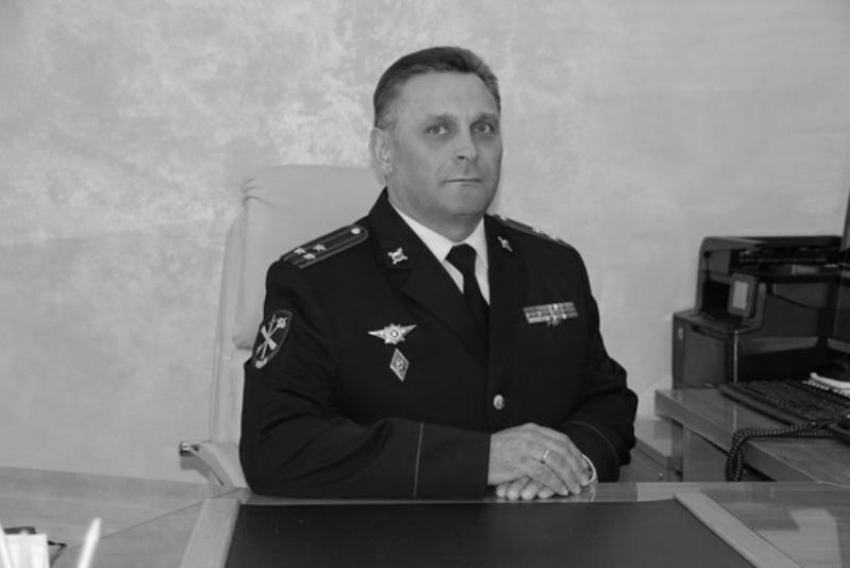 Заместитель начальника ГУ МВД по Ставропольскому краю Владимир Хомутов скончался от коронавируса