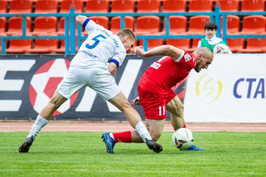 Футболисты пятигорского «Машука-КМВ» в Ульяновске не смогли форсировать «Волгу»