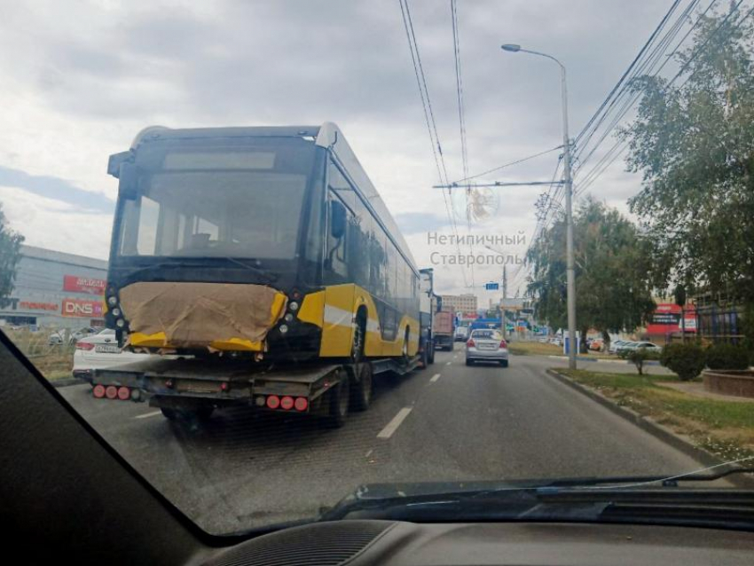 Местные жители заметили в Ставрополе новый троллейбус