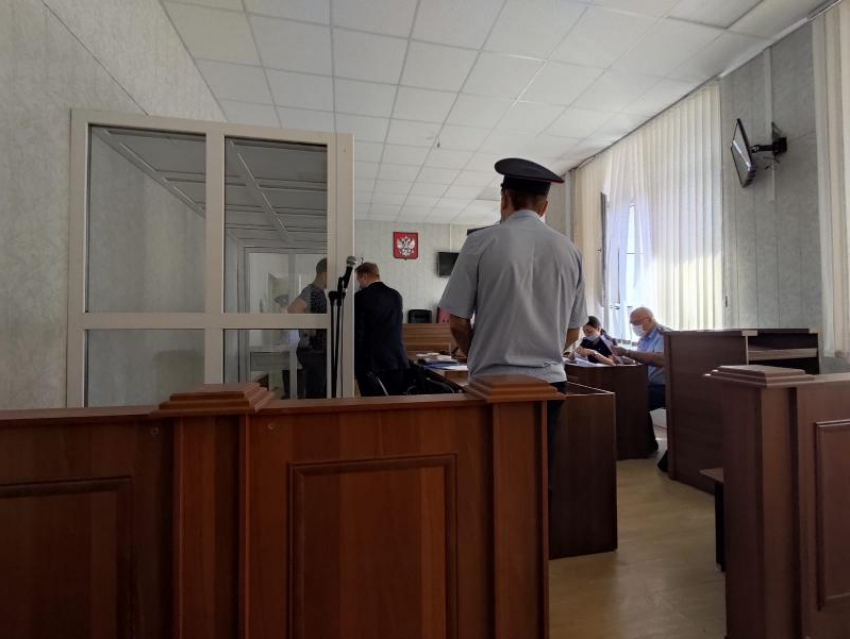Двое полицейских из наркоконтроля Ставрополя два месяца проведут в СИЗО