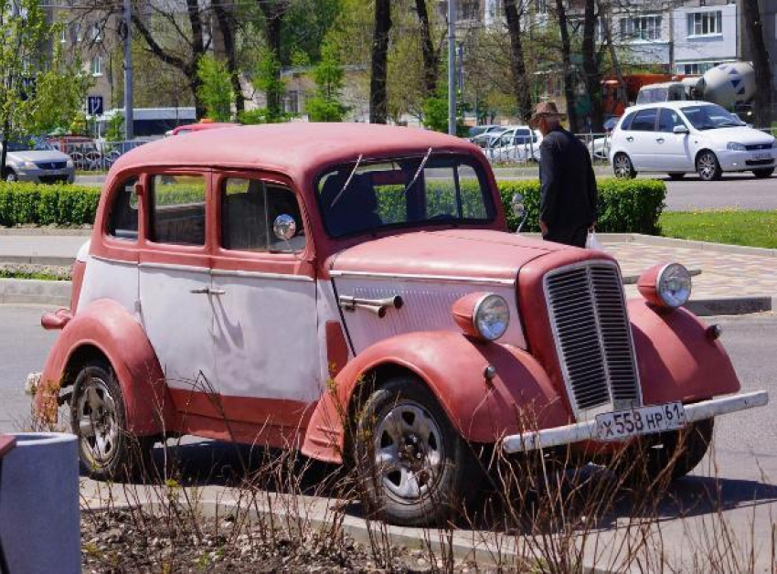 Ретро-автомобиль чудом оказался на улицах Ставрополя