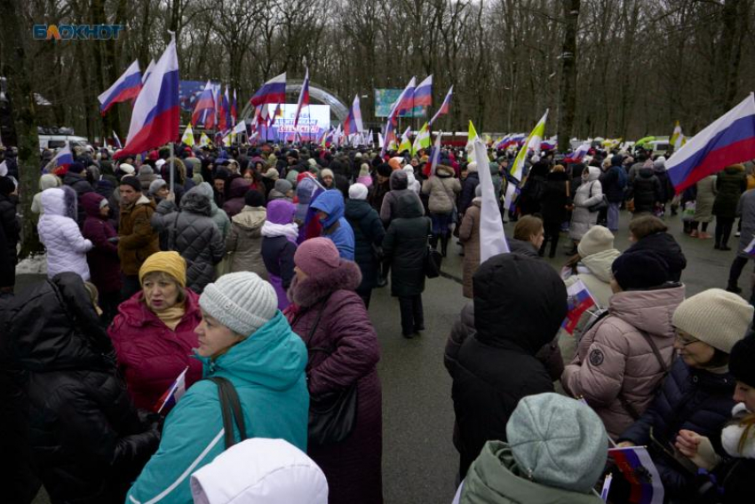 Афиша мероприятий в Ставрополе на День народного единства 2025: концерты, выставки и праздничная программа