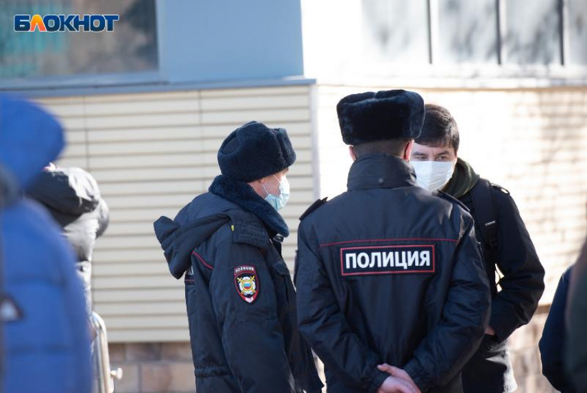Покатушки с застрявшим в окне полицейским стоили ставропольцу двух лет колонии общего режима