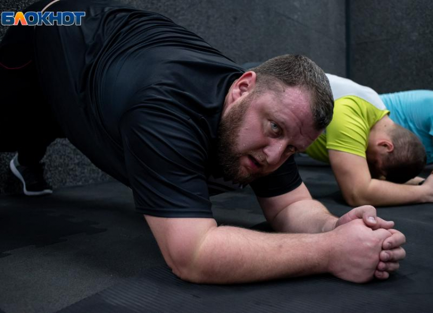 Доллар скукожился, а ты нет?