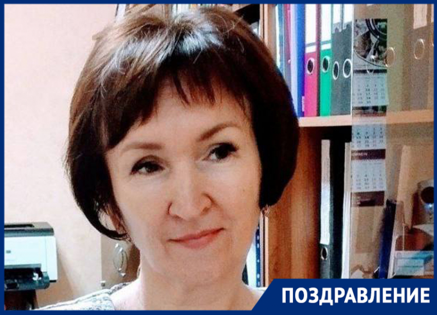 Руководитель школы № 11 Невинномысска Галина Рябова отмечает день рождения
