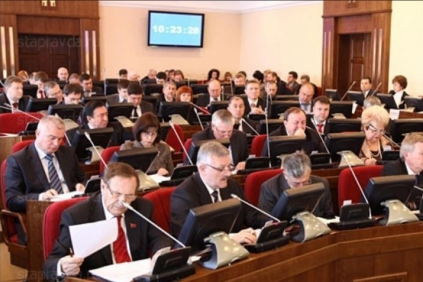 Для экономии бюджета депутаты в Ставрополе сокращают собственный штат