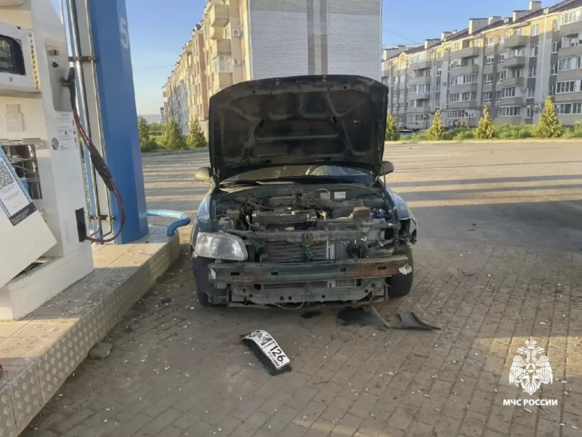 Три авто пострадали при взрыве на АЗС в Невинномысске 