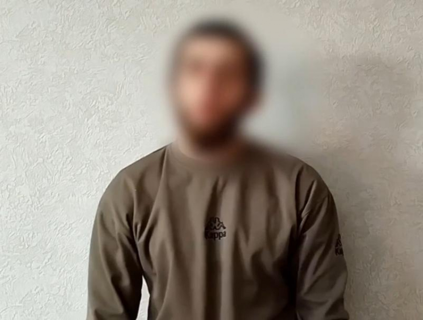 Избивший мужчину в Солнечнодольске принес извинения на камеру после задержания: видео