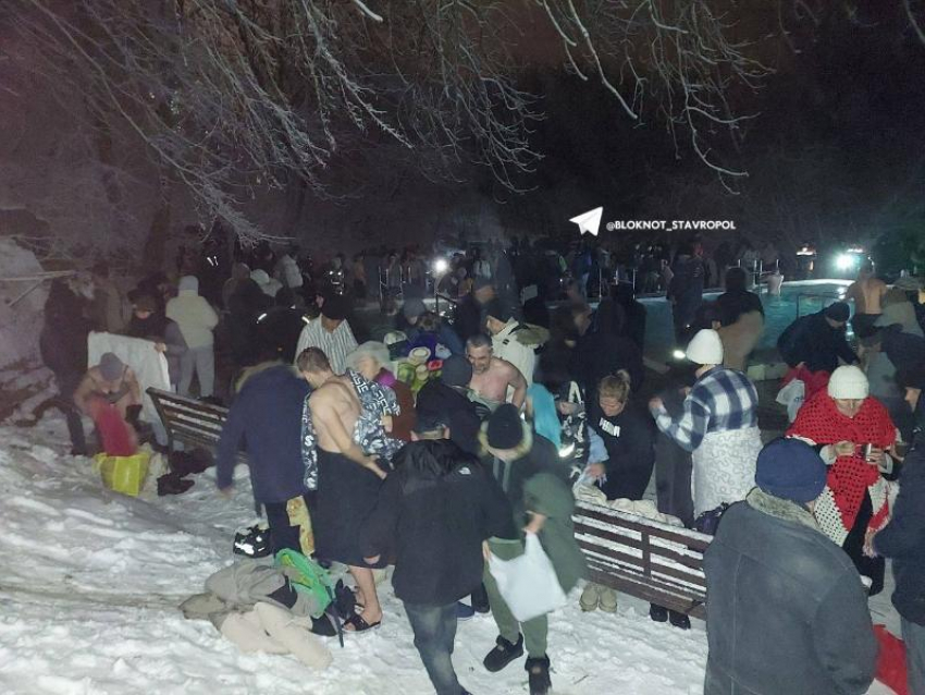 Где окунуться в прорубь на Крещение 2026 в Ставрополе: официальные места