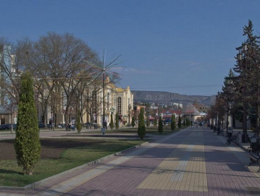 Погожий весенний день без осадков ожидается на Ставрополье в четверг