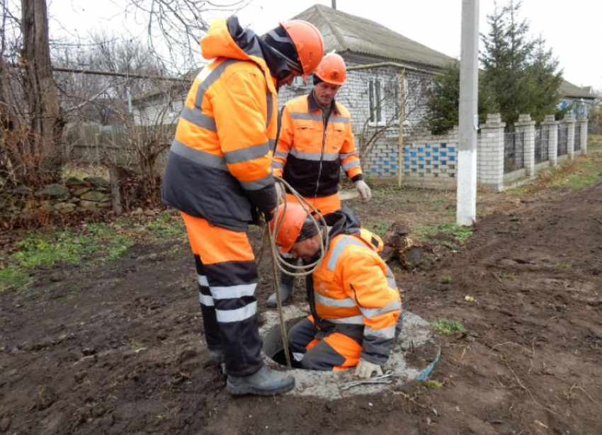 Ставропольцы решили проблему по утечке воды в течение суток с помощью специальной платформы 