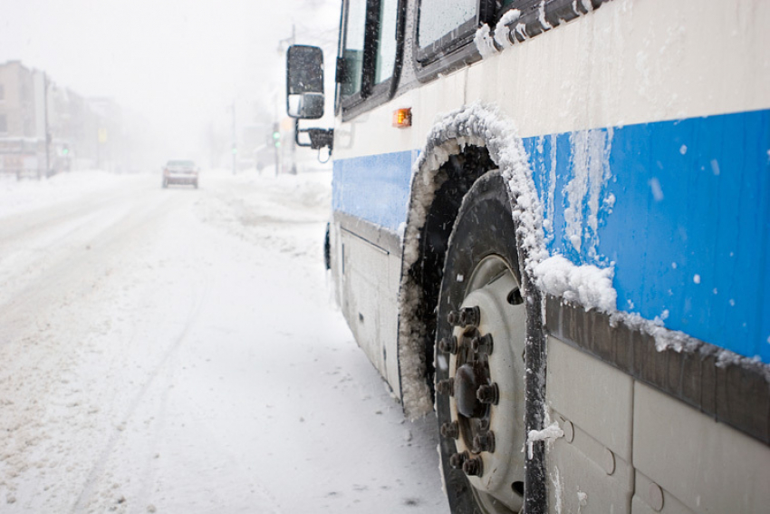 Автобус «Ставрополь-Астрахань» сломался прямо на трассе