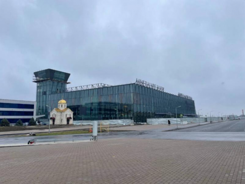 Массовые задержки рейсов из-за непогоды наблюдаются в аэропортах Ставрополя и Минвод