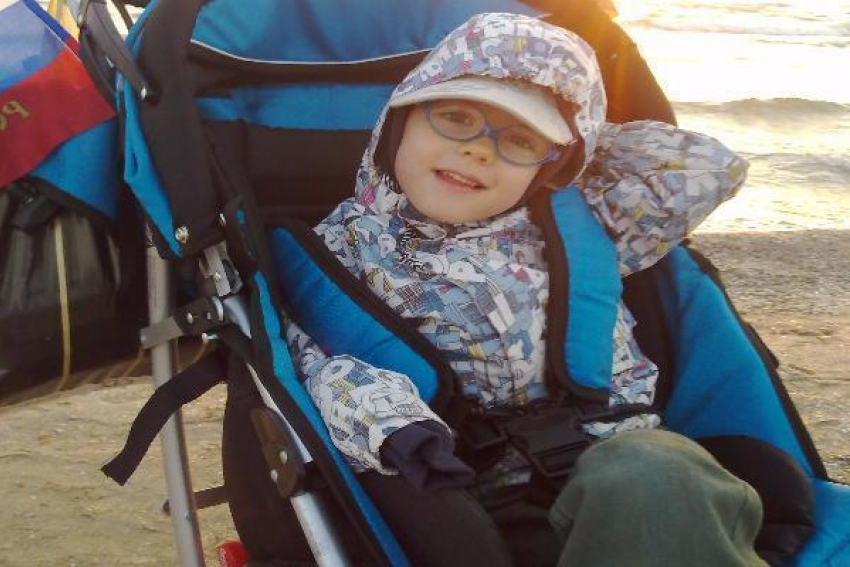 Семилетний Кирилл из Ставрополя борется за полноценную жизнь
