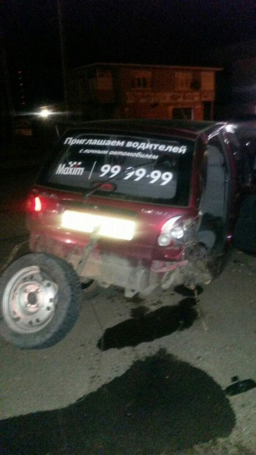 В Ставрополе ночью в аварии погиб пассажир такси
