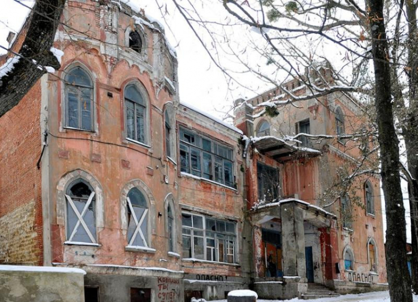 В разрушении ставропольского «Дома с привидениями» есть вина минимущества