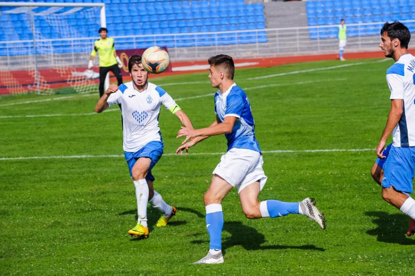 Футболисты ставропольского «Динамо» потерпели поражение от «тезок» в Махачкале
