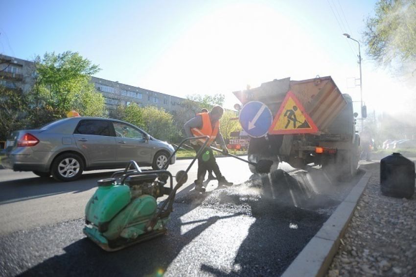 В 53 миллиона рублей обошелся ремонт участка дороги в Буденновске