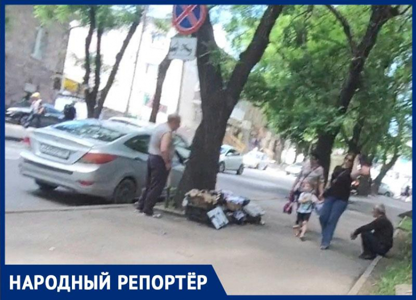 Обилие уличных торговцев донимает гостей Кисловодска 