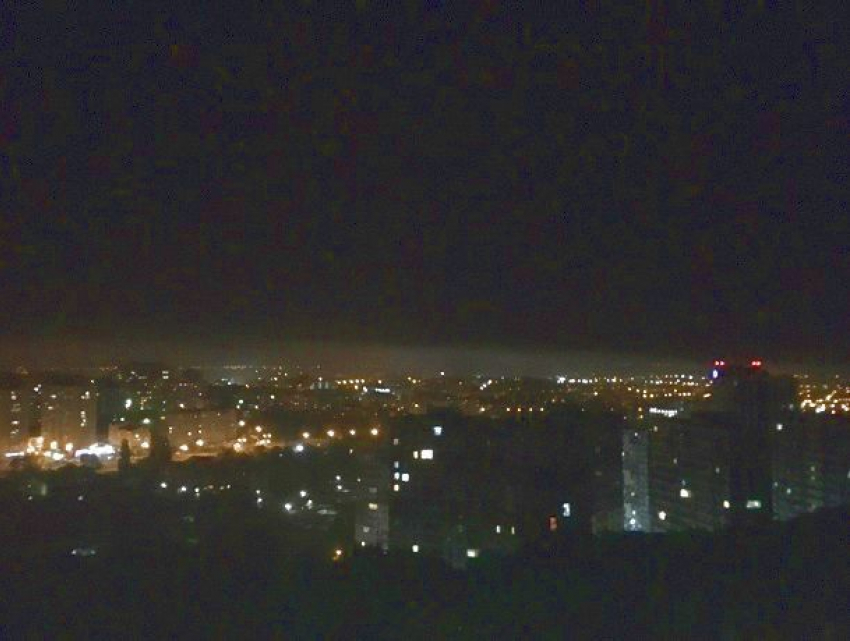 Густой дым и запах гари встревожили жителей Ставрополя от окраин до самого центра