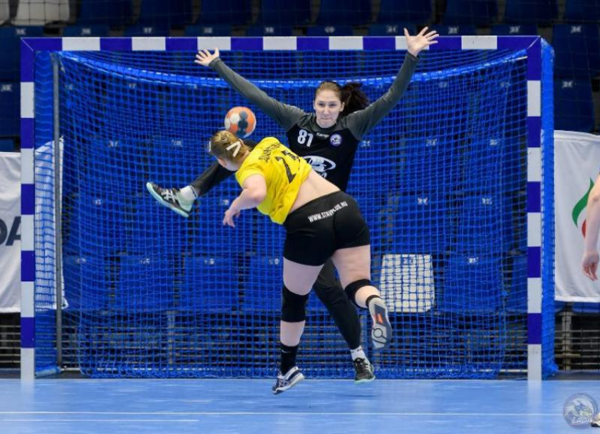 Фаворитки показали класс: гандболистки «Ставрополья-СУОР» уступили московским армейкам