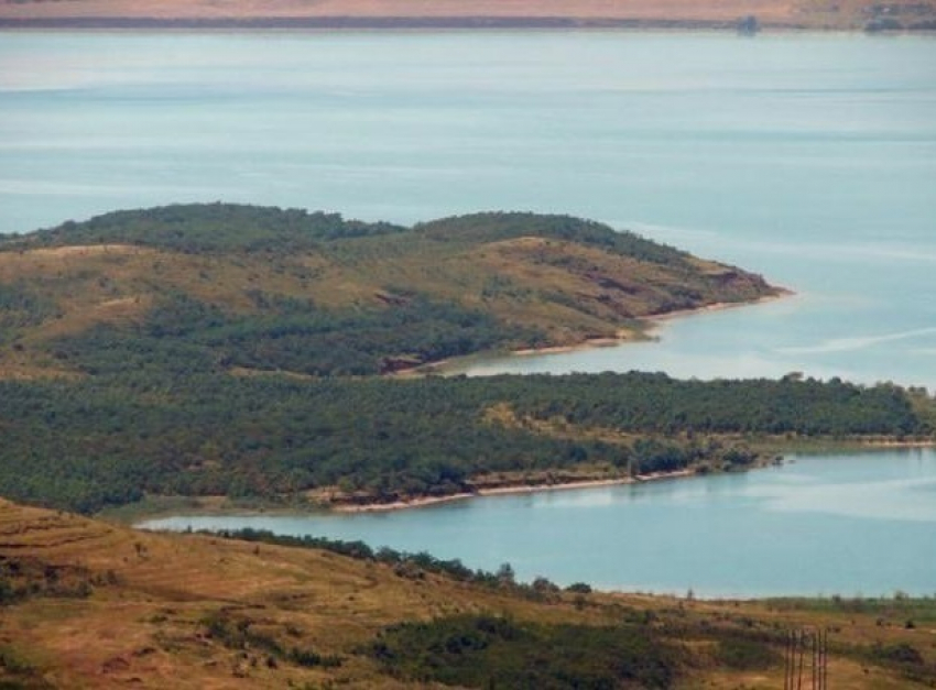 Опасные оползни угрожают склонам Сенгилеевского водохранилища и водоснабжению Ставрополя