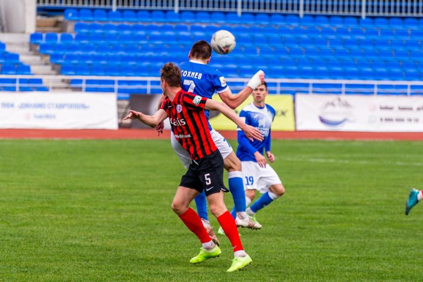 Мир с фаворитом «Форте»: в Ставрополе футболисты «Динамо» поделили очки с таганрогскими парнями