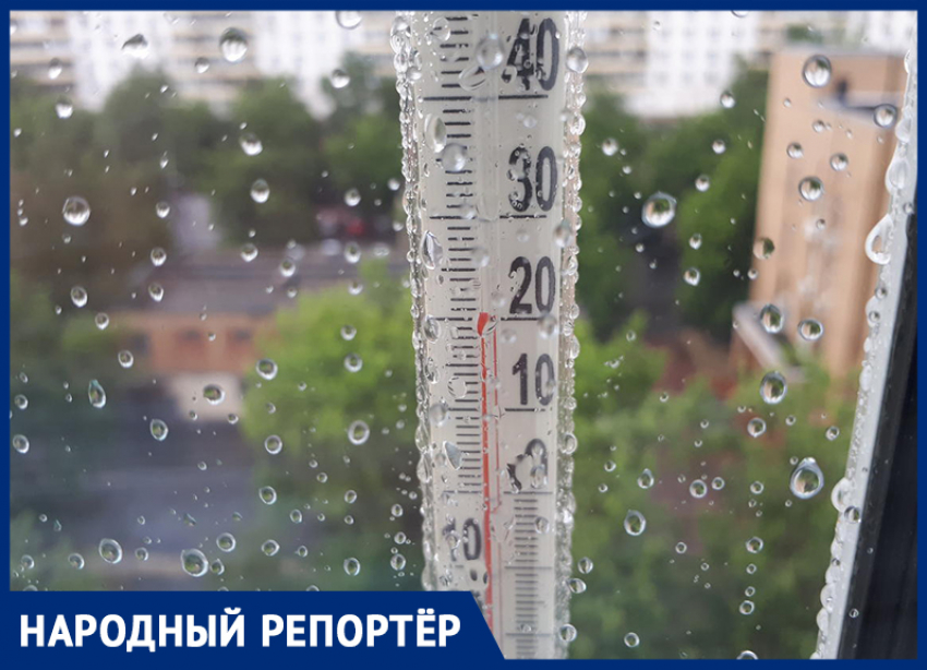 «Приходится платить за ненужное тепло»: жители Георгиевска возмущены горячими батареями