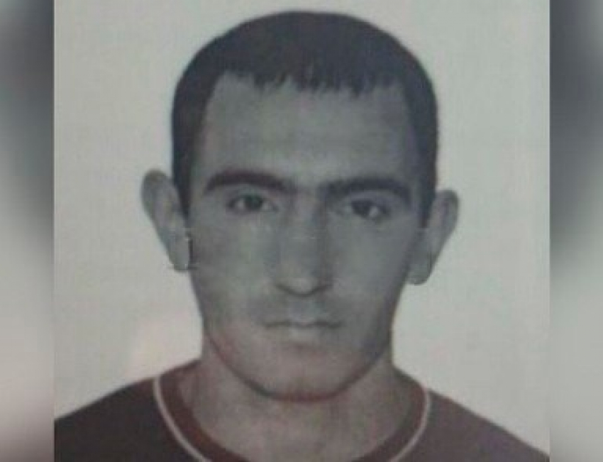 В селе имама Магомедова, подозреваемого в связях со смертниками, начались обыски