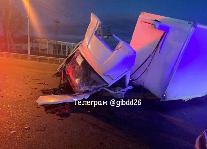 Пострадавший в аварии на Ставрополье водитель ГАЗели скончался в реанимации