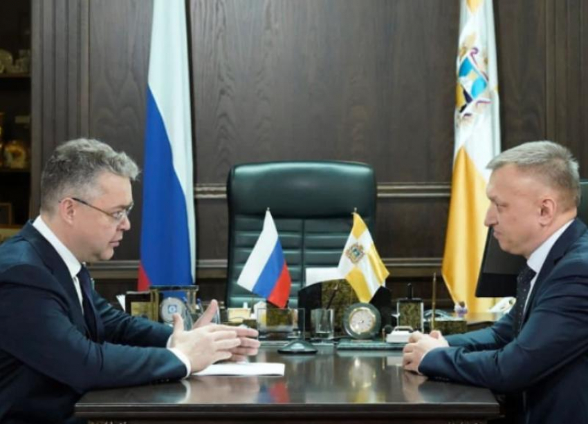 Губернатор Владимиров признал победившего в сомнительных выборах Андрея Зайцева