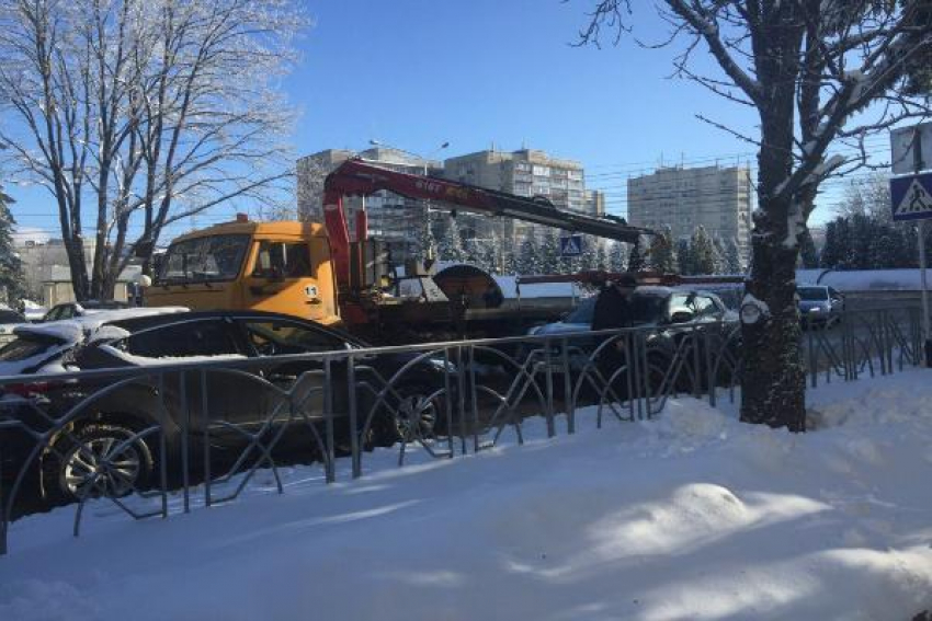 Эвакуаторы незаконно взимали двойную плату с водителей в Ставрополе 