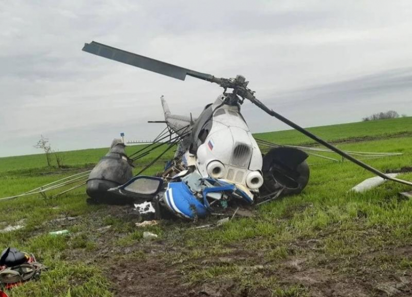 Вертолет Ми-2 разбился и сгорел на Ставрополье